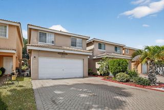 5449 NW 95th Avenue, Sunrise, FL 33351