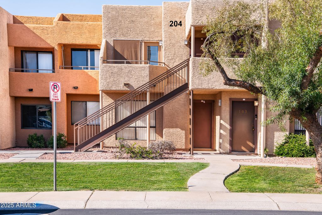 11640 N 51ST Avenue 204, Glendale, AZ 85304