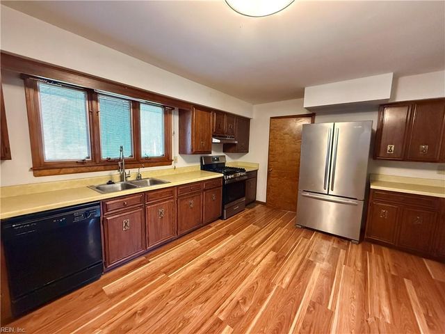 156 Bush Springs RD, Toano, VA 23168