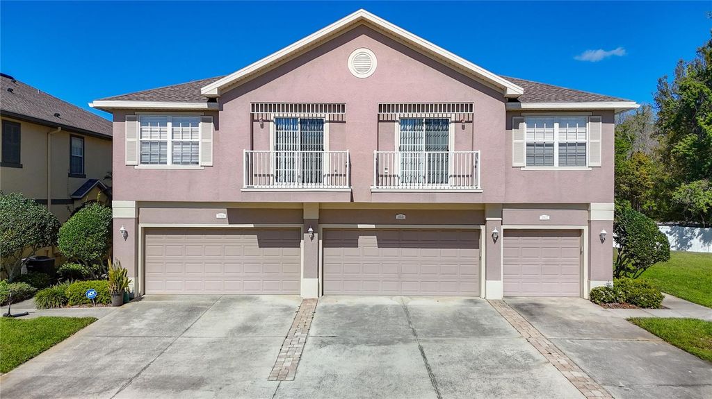 27531 PLEASURE RIDE LOOP 27531, Wesley Chapel, FL 33544