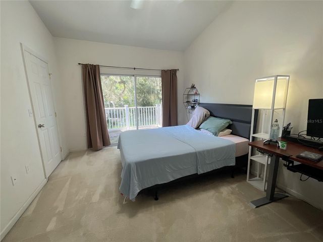 905 NW 21ST AVENUE 905, Gainesville, FL 32609