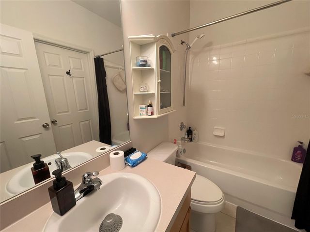 905 NW 21ST AVENUE 905, Gainesville, FL 32609