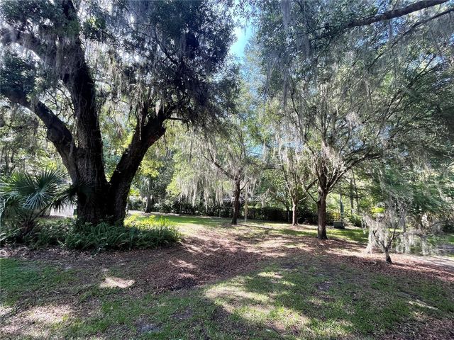 905 NW 21ST AVENUE 905, Gainesville, FL 32609