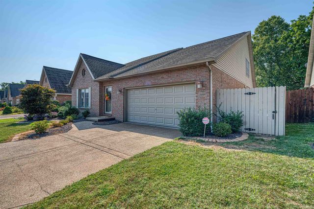 6405 Highcroft Drive, Evansville, IN 47715