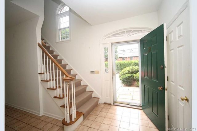 37 Maple Street, New Canaan, CT 06840