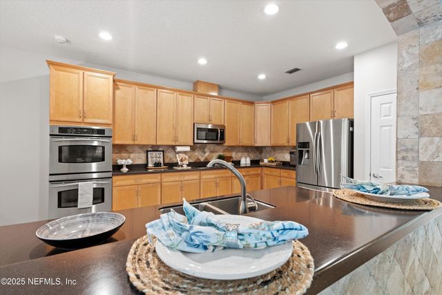 11717 CRUSSELLE Drive, Jacksonville, FL 32223