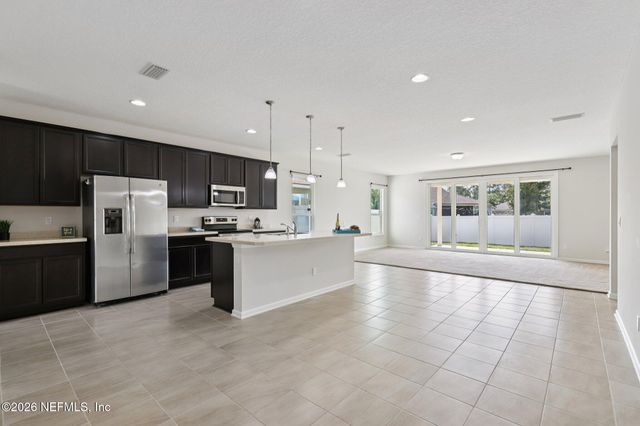 86527 REST HAVEN Court, Yulee, FL 32097