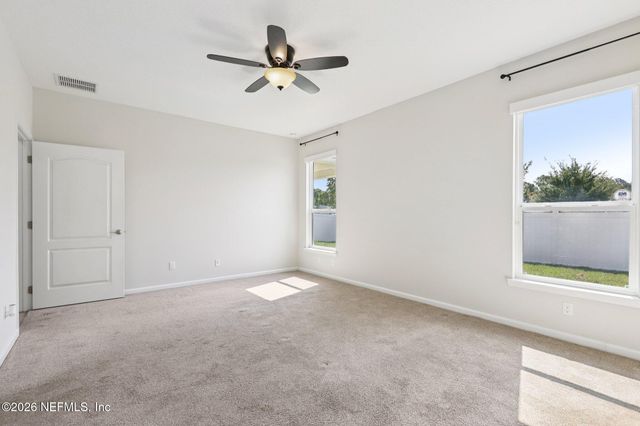86527 REST HAVEN Court, Yulee, FL 32097