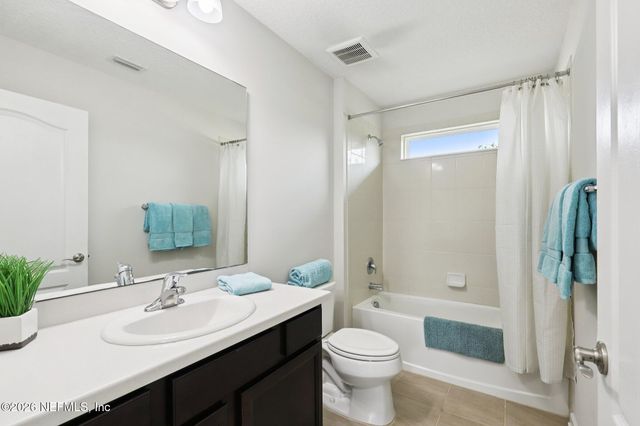 86527 REST HAVEN Court, Yulee, FL 32097