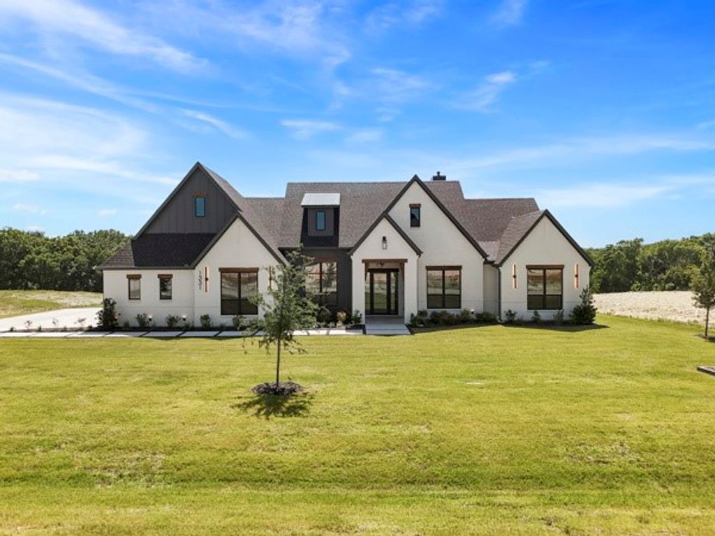 1331 Carroll Moran Trail, Midlothian, TX 76065