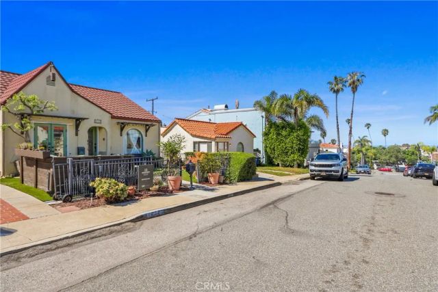 418 Miramar Drive, Redondo Beach, CA 90277
