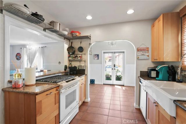 418 Miramar Drive, Redondo Beach, CA 90277