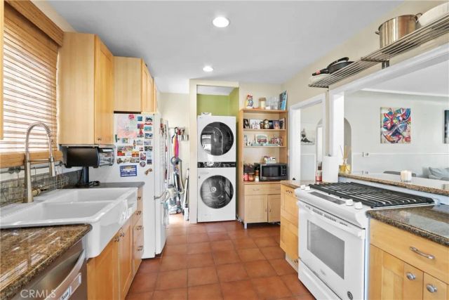 418 Miramar Drive, Redondo Beach, CA 90277