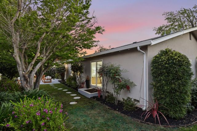 850 Quetta Avenue, Sunnyvale, CA 94087