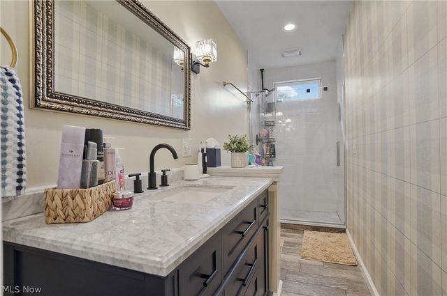 3910 Darlington Avenue NW, Canton, OH 44708