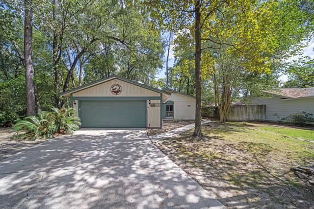 10 Raccoon Lane, The Woodlands, TX 77380