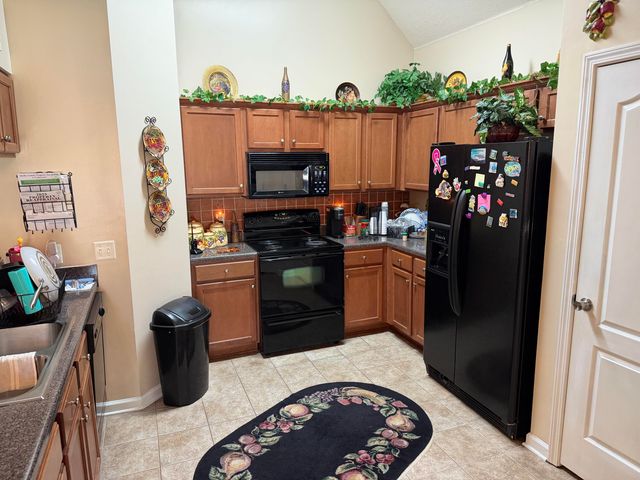 273 FLEETS HILL CV, Memphis, TN 38018