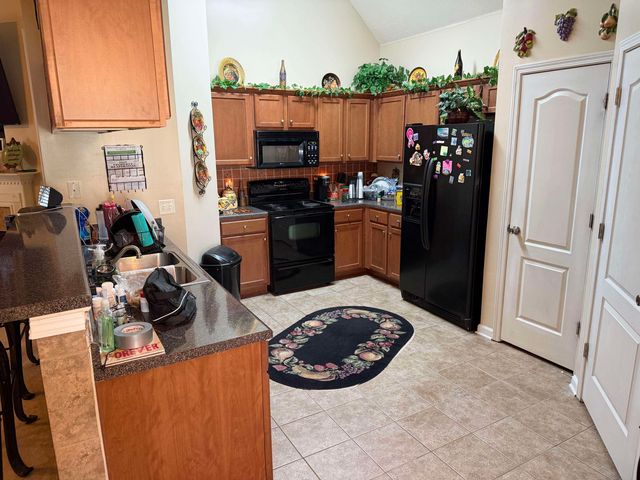 273 FLEETS HILL CV, Memphis, TN 38018