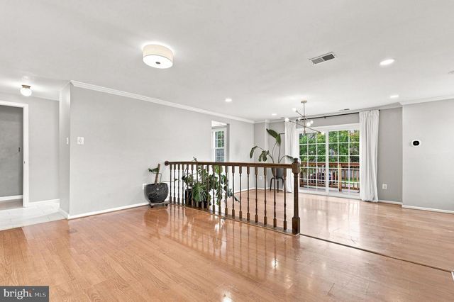 14621 MONMOUTH DR, Burtonsville, MD 20866