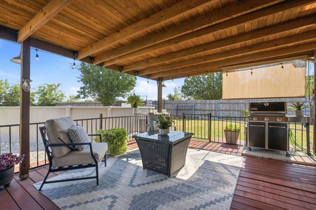 355 County Road 4225, Bonham, TX 75418