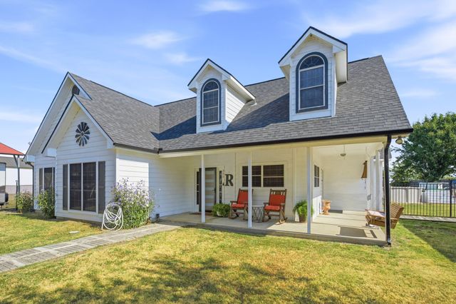 355 County Road 4225, Bonham, TX 75418