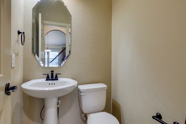 1522 Blue Jay Road, Garland, TX 75043