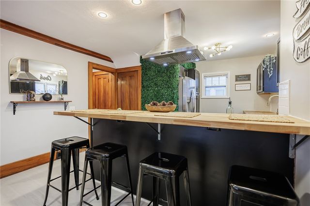 20 Florida Ave, Greece, NY 14616