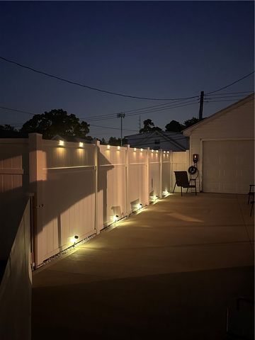 20 Florida Ave, Greece, NY 14616