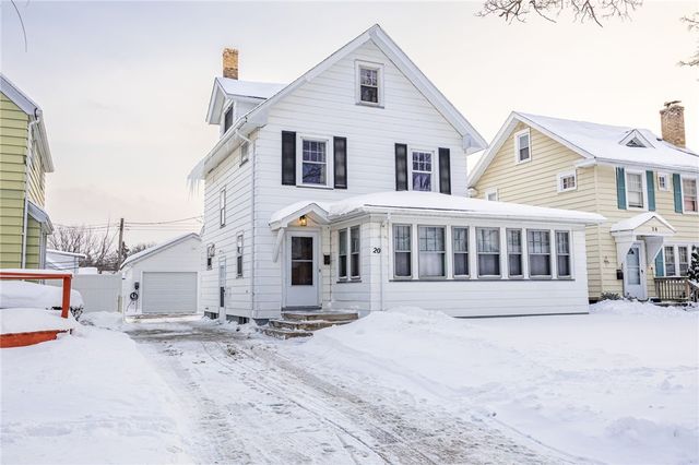 20 Florida Ave, Greece, NY 14616