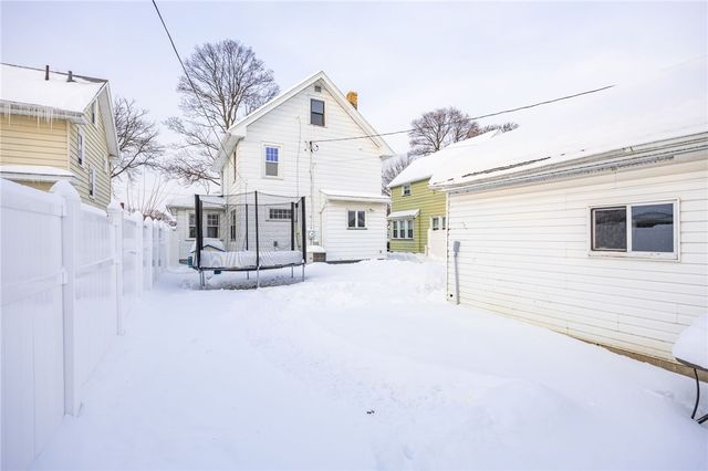 20 Florida Ave, Greece, NY 14616