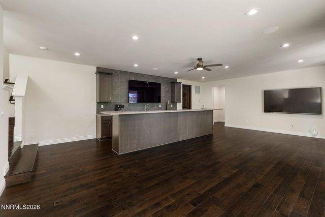20600 Chanson Way, Reno, NV 89511