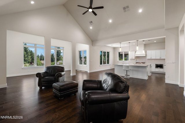 20600 Chanson Way, Reno, NV 89511
