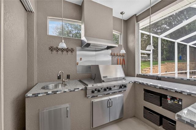 13020 SHADOW RUN BOULEVARD, Riverview, FL 33569