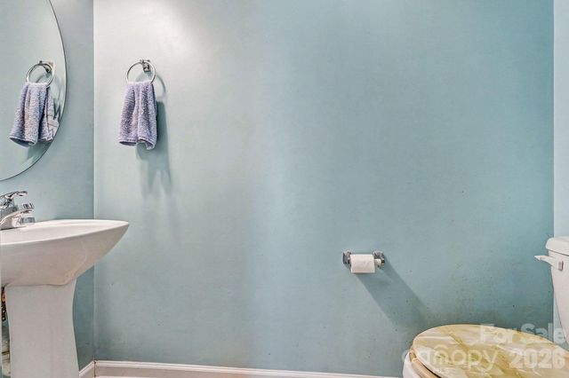 3316 Streamside Drive, Davidson, NC 28036