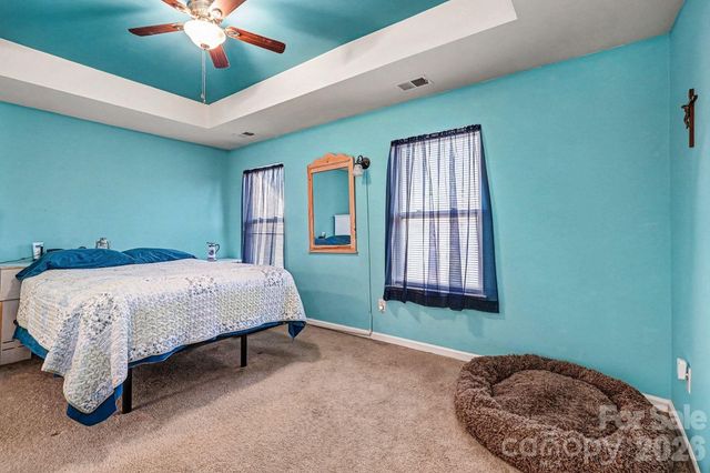 3316 Streamside Drive, Davidson, NC 28036