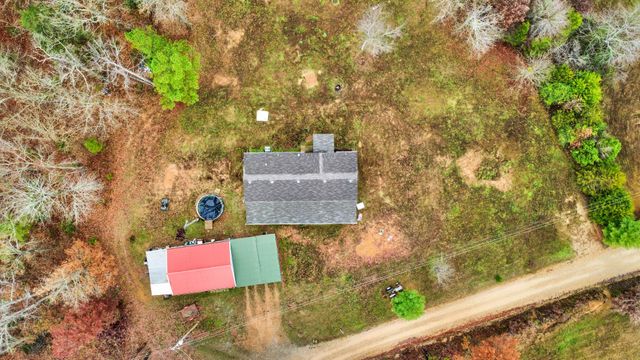 124 Old Lafayette Rd, Big Rock, TN 37023