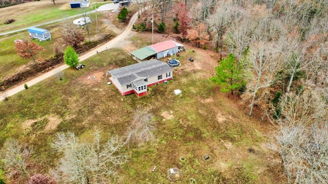 124 Old Lafayette Rd, Big Rock, TN 37023