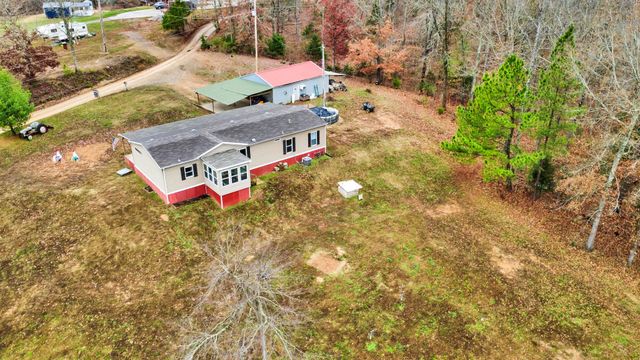 124 Old Lafayette Rd, Big Rock, TN 37023