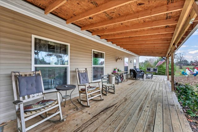 124 Old Lafayette Rd, Big Rock, TN 37023