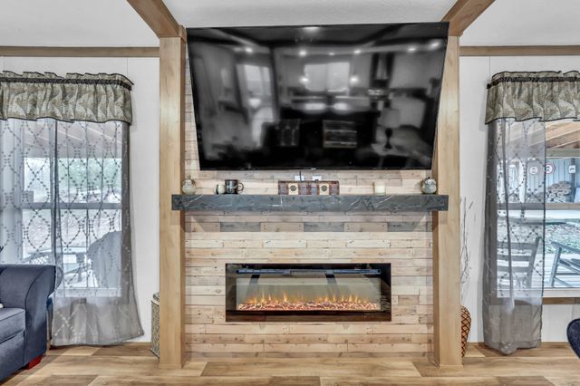 124 Old Lafayette Rd, Big Rock, TN 37023