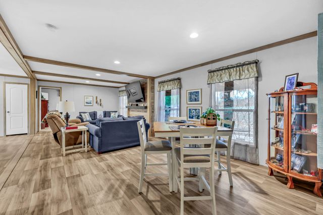 124 Old Lafayette Rd, Big Rock, TN 37023