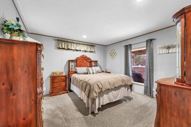 124 Old Lafayette Rd, Big Rock, TN 37023