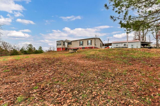 124 Old Lafayette Rd, Big Rock, TN 37023