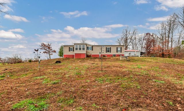 124 Old Lafayette Rd, Big Rock, TN 37023