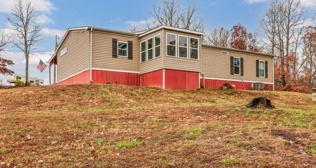 124 Old Lafayette Rd, Big Rock, TN 37023