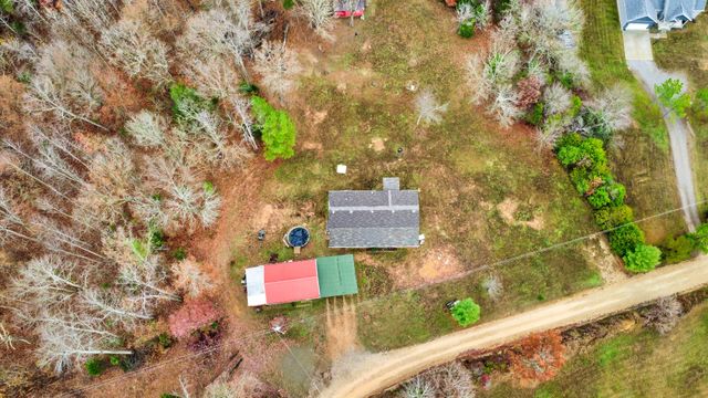 124 Old Lafayette Rd, Big Rock, TN 37023