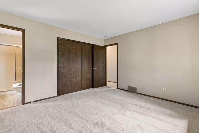 13720 Oakland Drive, Burnsville, MN 55337
