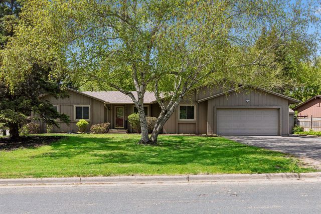 13720 Oakland Drive, Burnsville, MN 55337