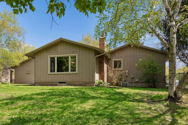 13720 Oakland Drive, Burnsville, MN 55337