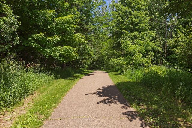 13720 Oakland Drive, Burnsville, MN 55337